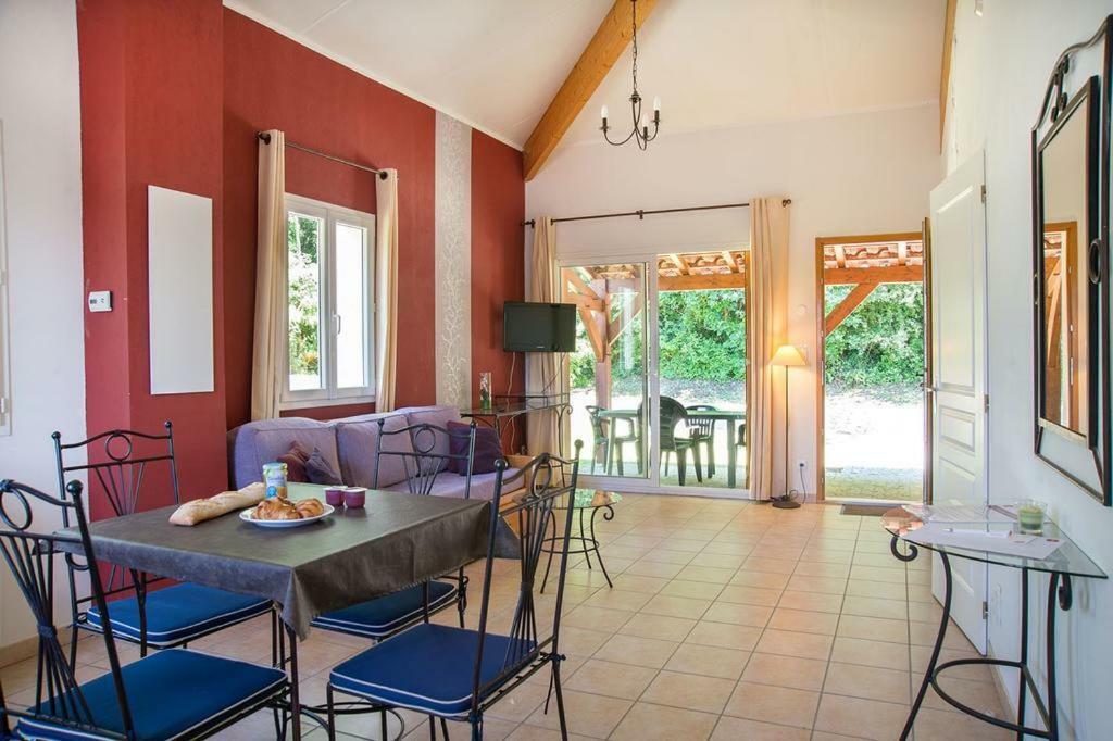 Le N4 Des Hauts De Sarlat, Clim Piscine Parking Luaran gambar